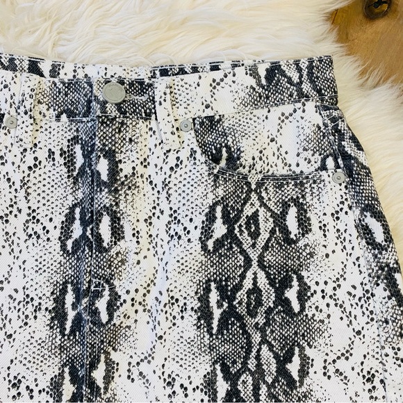 DENIM SNAKE SKIN SKIRT - Picture 2 of 9